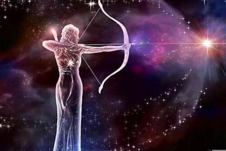 女射手座喜欢一个人的表现