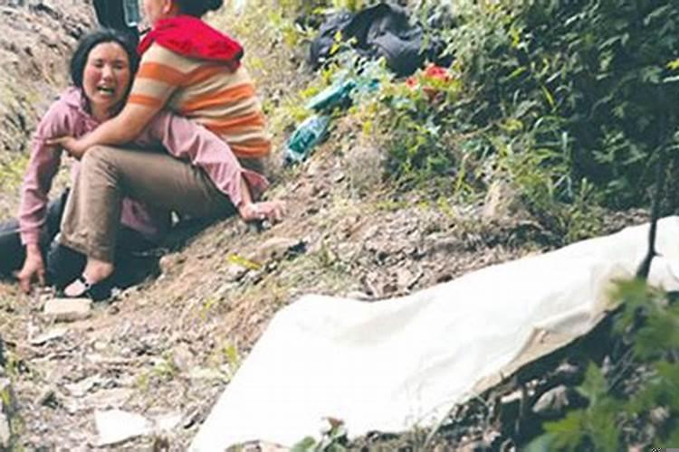 梦见家人出车祸死而复生