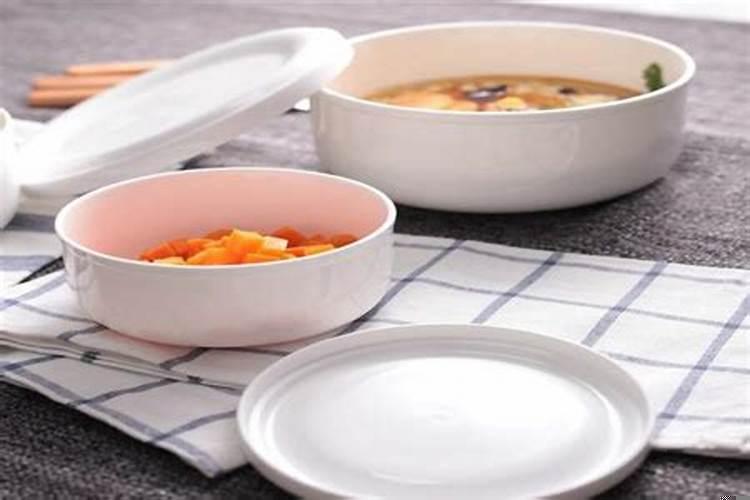 陶瓷碗可以放在水中煮东西吗