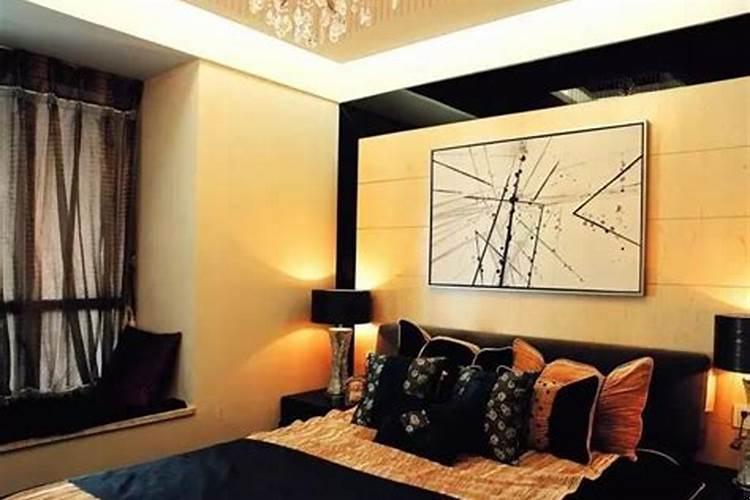 房间床对着阳台的门好吗