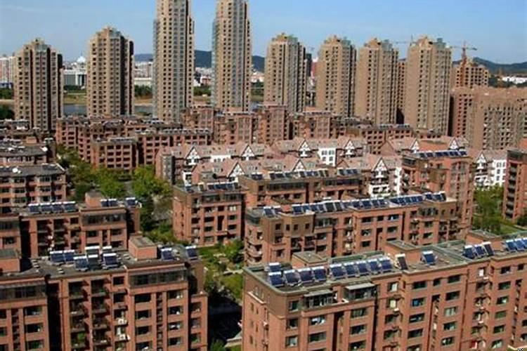 中间高楼两边低楼是什么风水