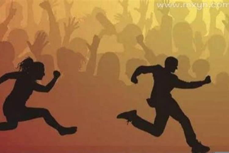 梦到追一个女生怎么也追不上我