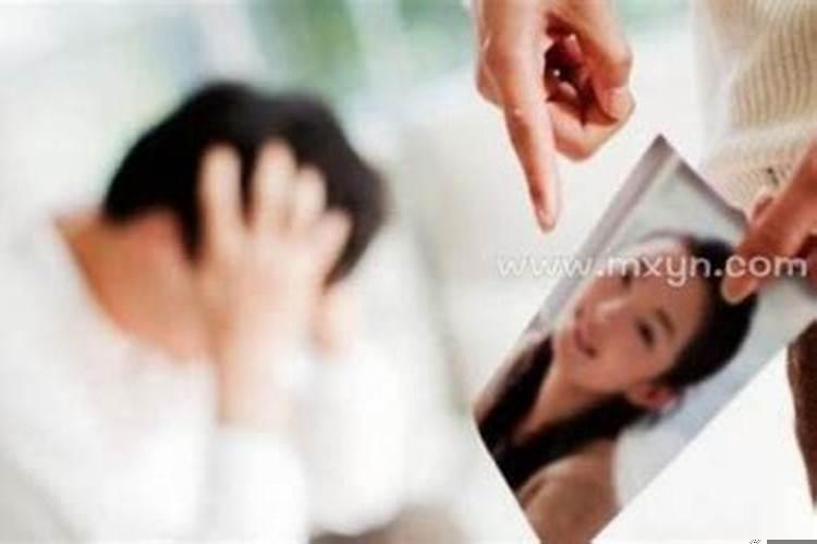 梦到老公在外面有女人要离婚
