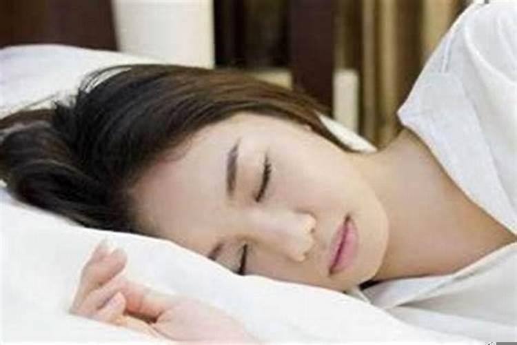 梦见自己喜欢的人喜欢别人，我哭了