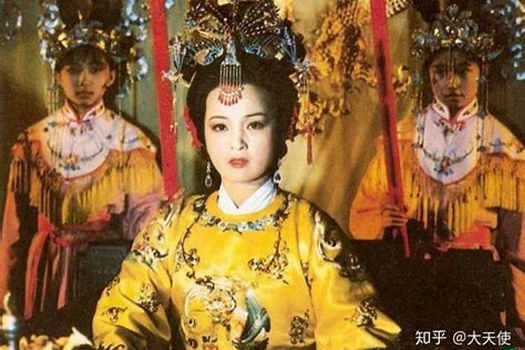 初一生的是娘娘命吗？甲辰日柱癸卯流年