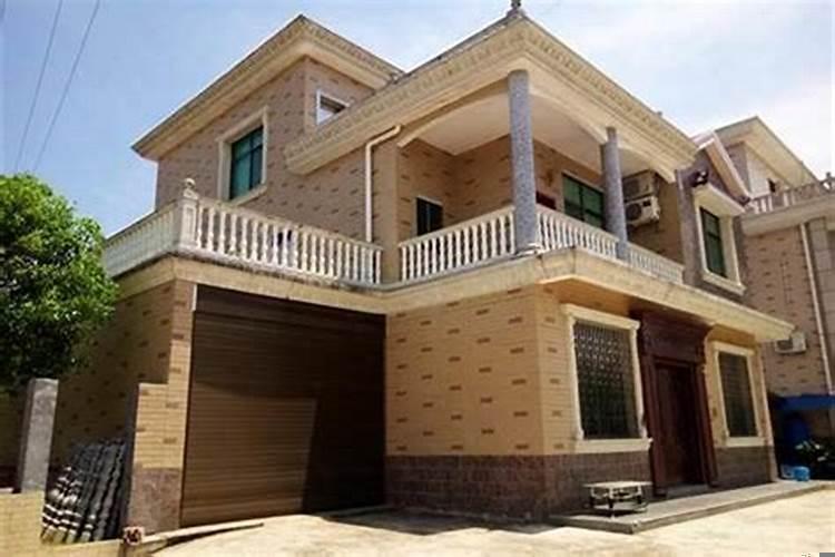 买块地皮自己盖别墅