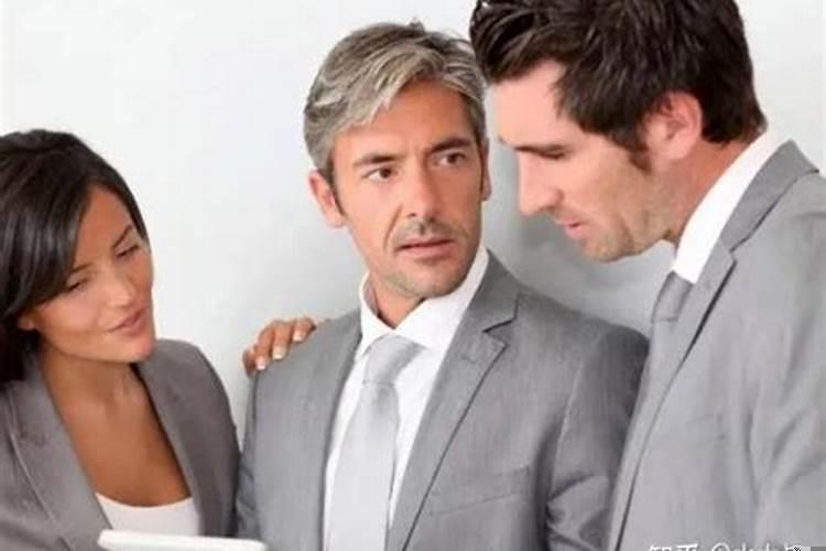 人过五十要和这几个人搞好关系