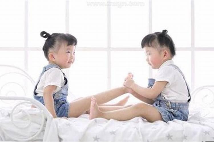 梦见我和家人被老虎追