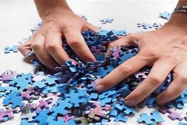 男缺水女缺金可以在一起吗？八字金旺水旺的女命