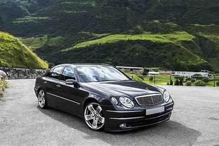 戊申日的富贵组合 八字大富大贵是什么意思