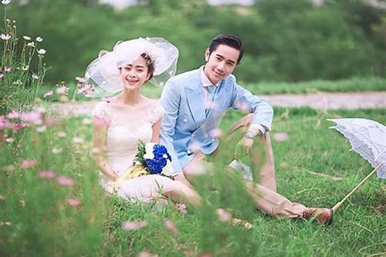 女方媒人结婚当天流程