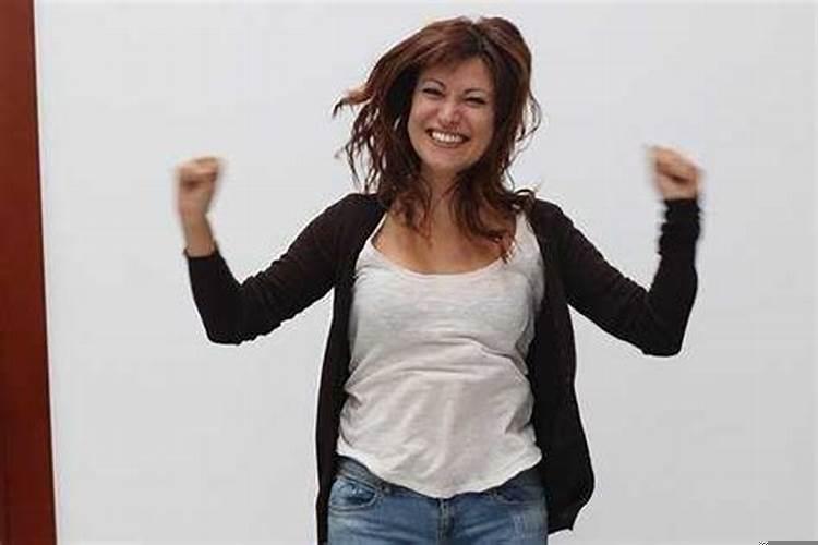 八字看下一段恋情（八字看同性缘）