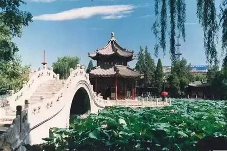 中国古代皇家园林的典型模式