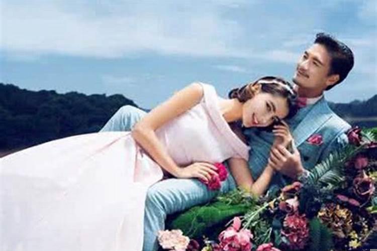 梦到自己和对象结婚是什么意思？梦见男朋友出轨了然后分手是什么意思