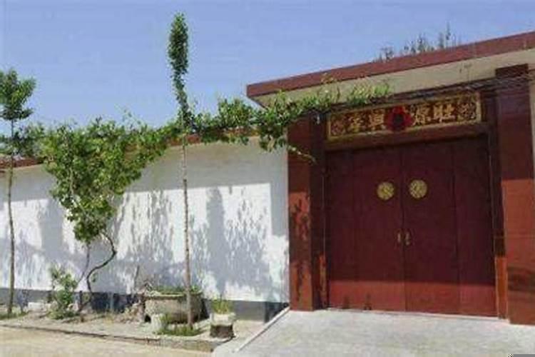 农村房子开两个大门好吗