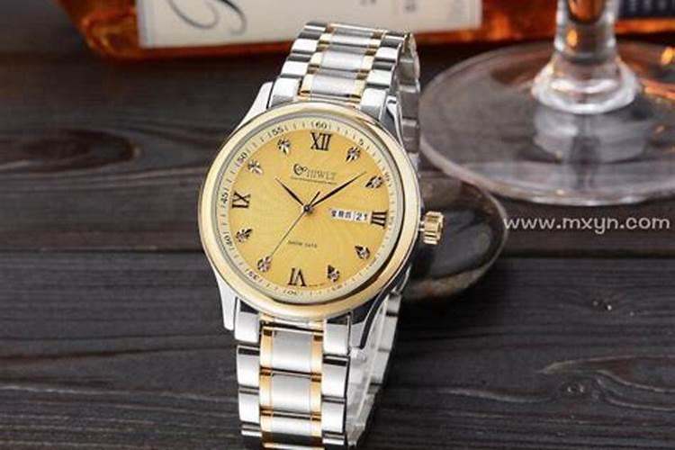 梦见捡到两块手表被人发现又还给人了，梦见捡到了好多手表是什么意思