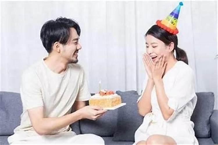 婚姻两合是什么意思？婚姻犯小人的表现