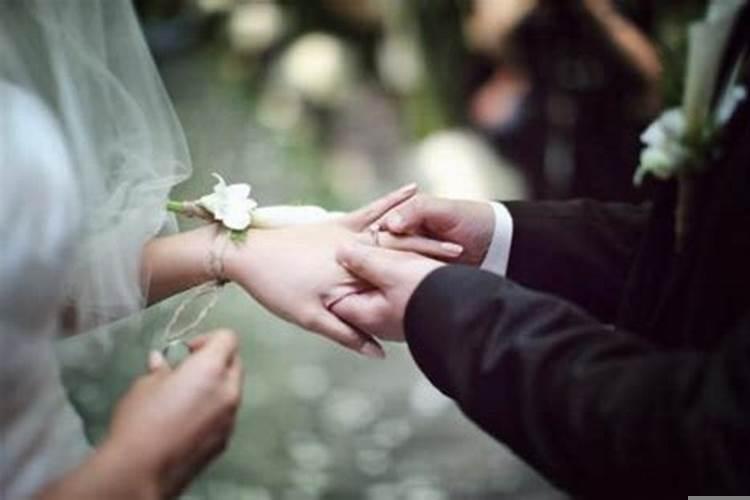 算命有替身是什么意思?女孩结婚为什么要有替身