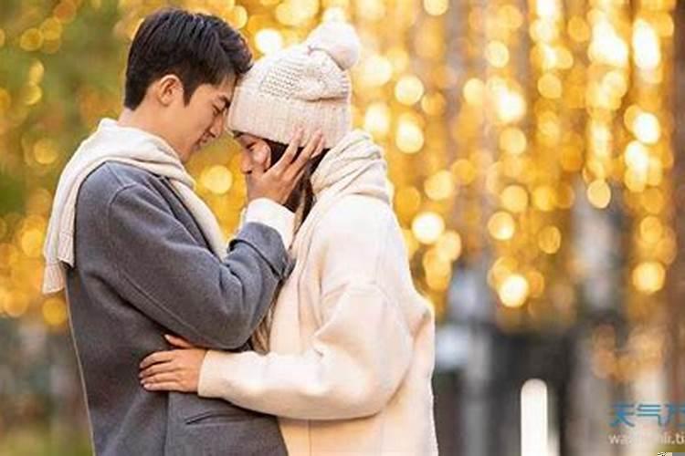 梦见前男友和他老婆要离婚 梦见妻子要离婚是什么意思