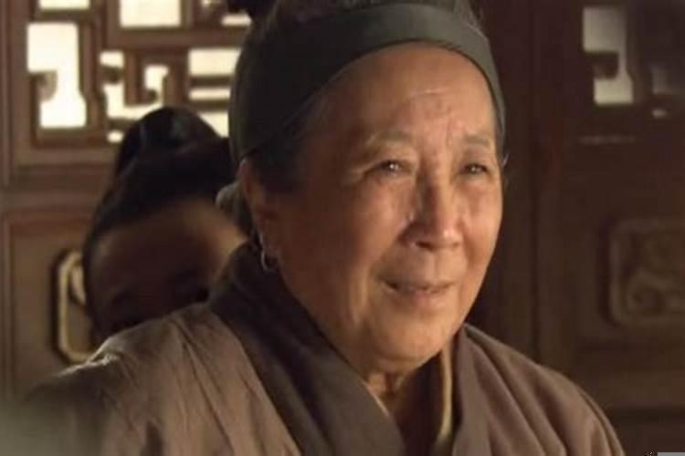 命太硬克父母怎么办？什么八字的人克父母