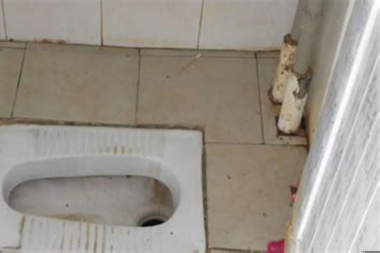 梦见厕所很脏是什么预兆？梦见去厕所很脏是什么意思啊