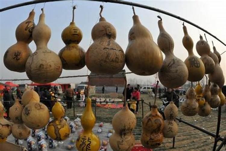 财位挂葫芦要注意什么