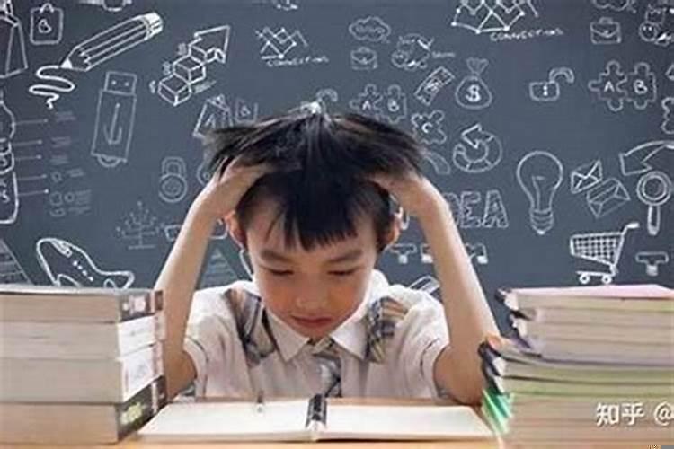 孩子成绩有所下降(孩子的成绩下降了，是家长的原因)