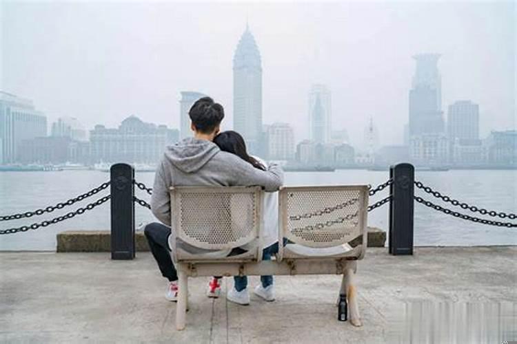 中年夫妻危机原因(测测自己的婚姻以后是怎样发展的)