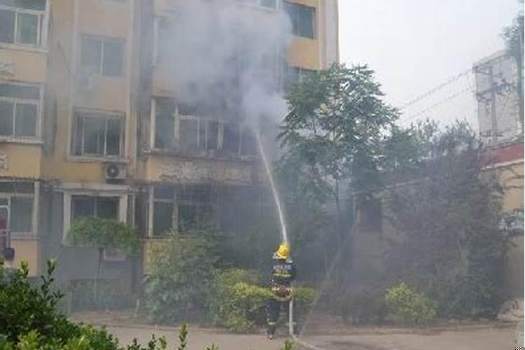 梦到家里着火又被自己扑灭是什么意思？梦见失火又被扑灭是什么预兆呢