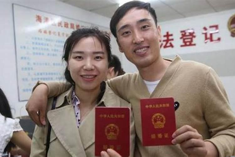 2025年10月结婚好日子都有哪些？10月22日适合结婚吗