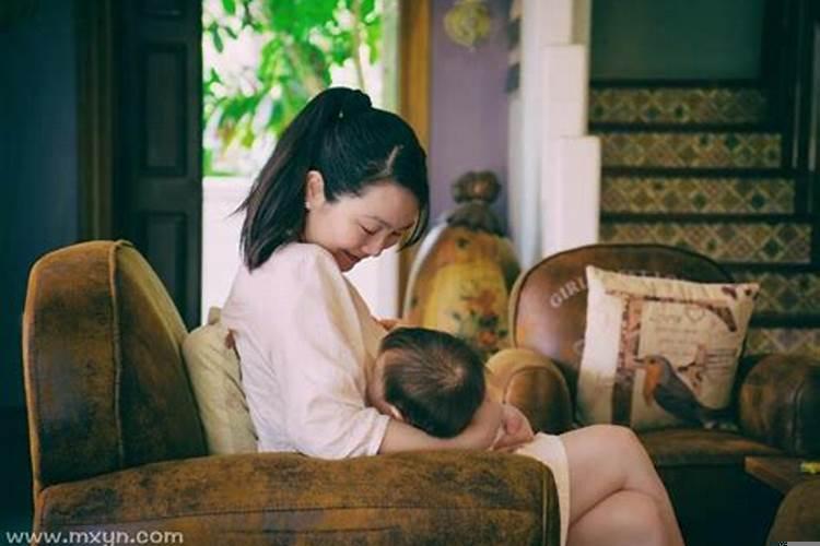 梦到和别人抢糖(梦见盖房子上梁抢了很多馒头和糖)