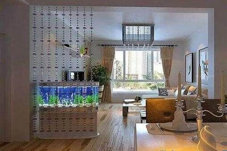 东户鱼缸放在客厅什么位置最好