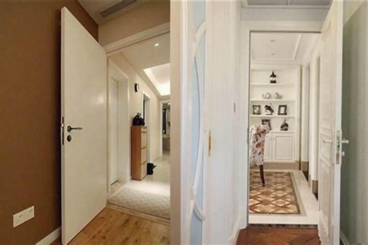 俩个卧室门对门怎么办呢