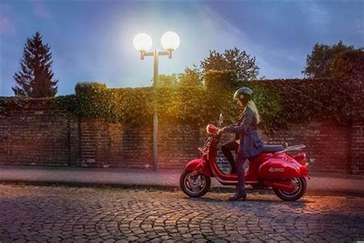 做梦梦见自己骑电动车是什么意思