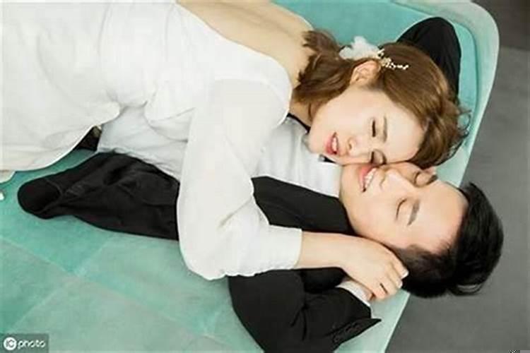 每个女人都有婚外情