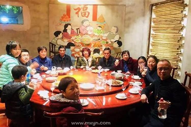 梦见丢钱了是什么意思梦？梦见丢钱请周公解梦