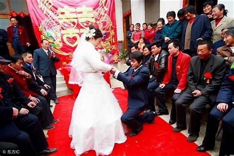 男女结婚女大一岁不好是吗