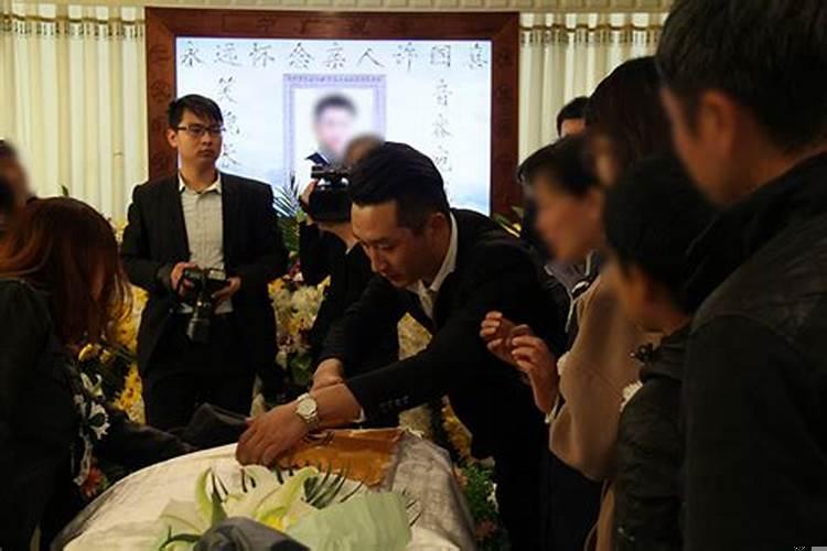 殡葬服务一条龙赚钱吗