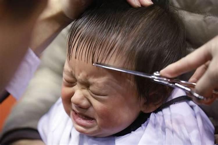 为什么初一十五给小孩剃头好