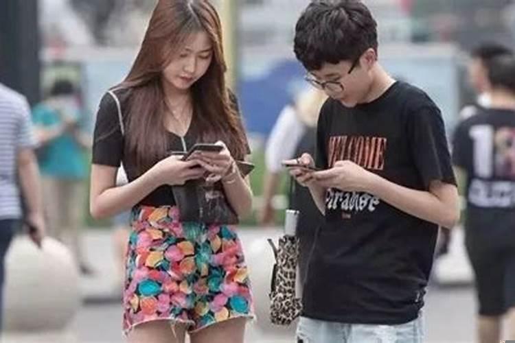 老公跟异性说老婆不好什么心理