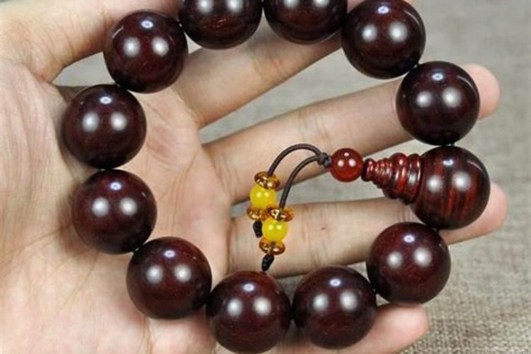 本命年戴紫檀手链好吗