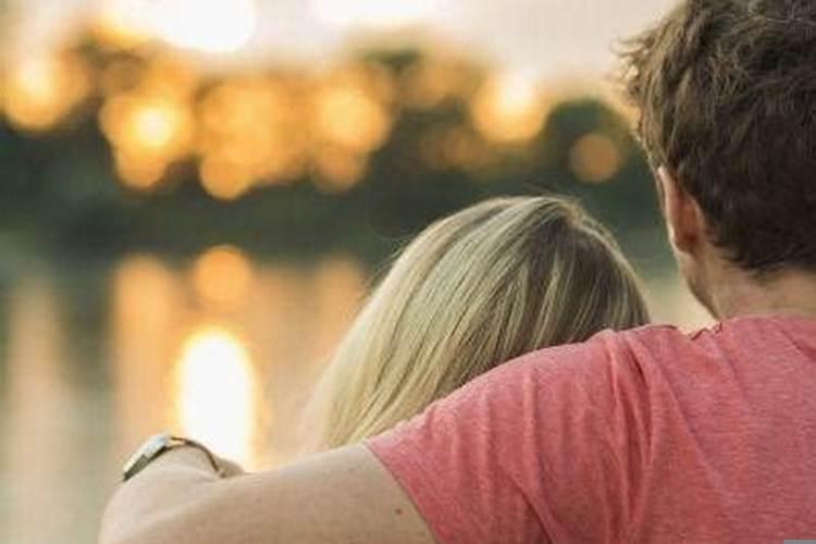 配偶长的帅的八字