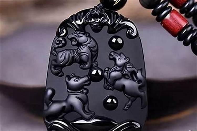 化太岁佩戴什么吊坠