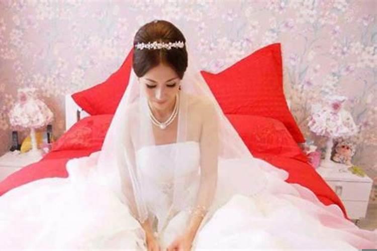 梦见跟别人结婚是怎么回事