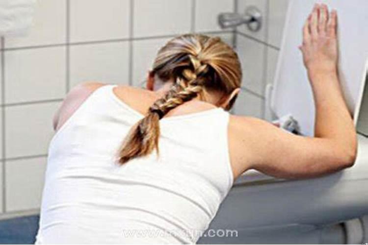 梦见别人呕吐的脏东西了