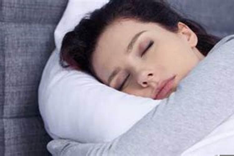 梦见死去的亲人死了我大哭