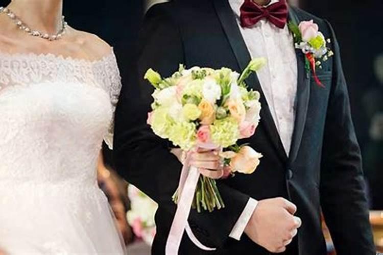 梦见自己和亲戚结婚了是什么征兆