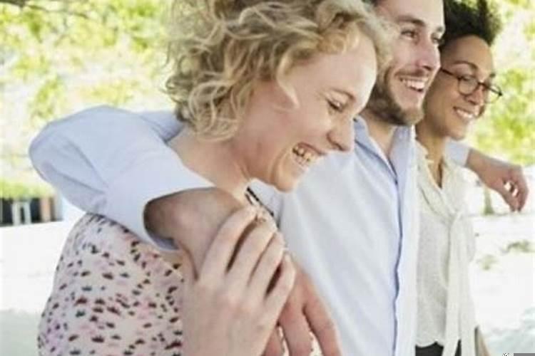 梦到自己喜欢很久的人向自己表白