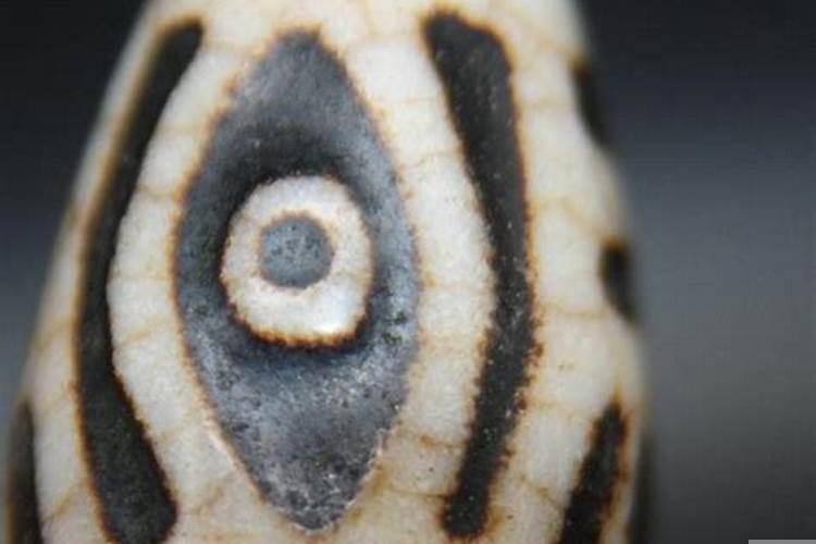 什么叫龙眼天珠