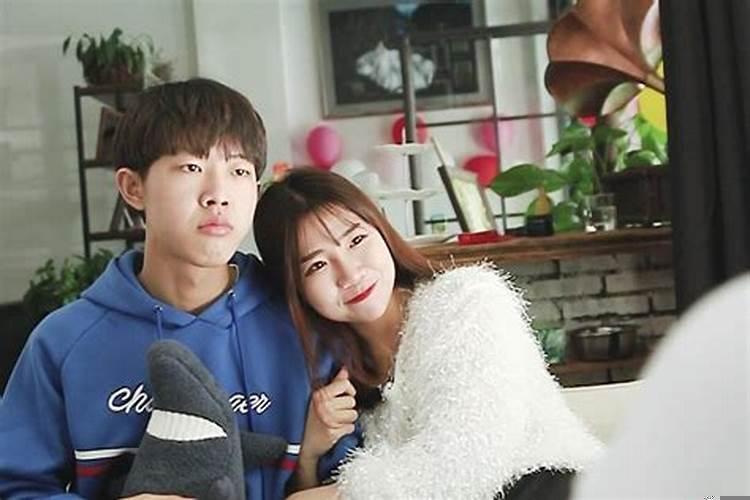 总梦见前女友离婚带着孩子来找我了